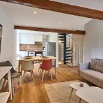 Le Rempart Harmonieux - Triplex Au Pied De La Cite Lejlighed