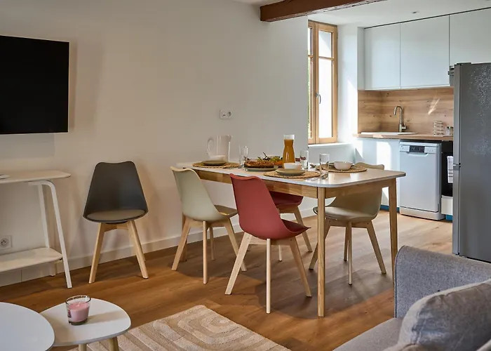 Le Rempart Harmonieux - Triplex Au Pied De La Cite