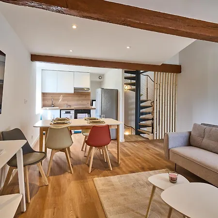 Le Rempart Harmonieux - Triplex Au Pied De La Cite Apartment